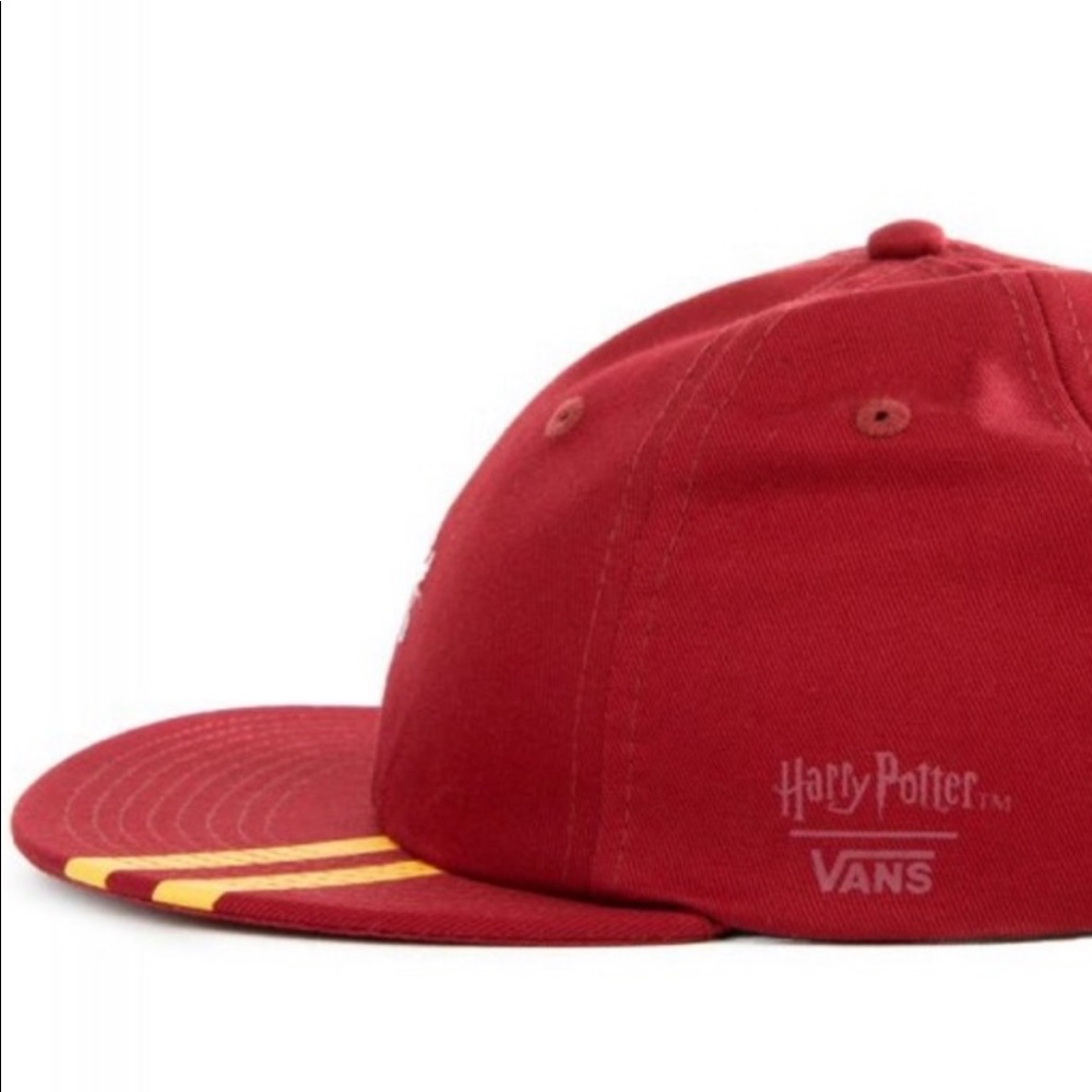 >Ⓜ️HARRY POTTER GRYFFINDOR EMBROIDERED FRONT DESIGN ADJUSTABLE STRAP😍 NEW VANS - Picture 5 of 14